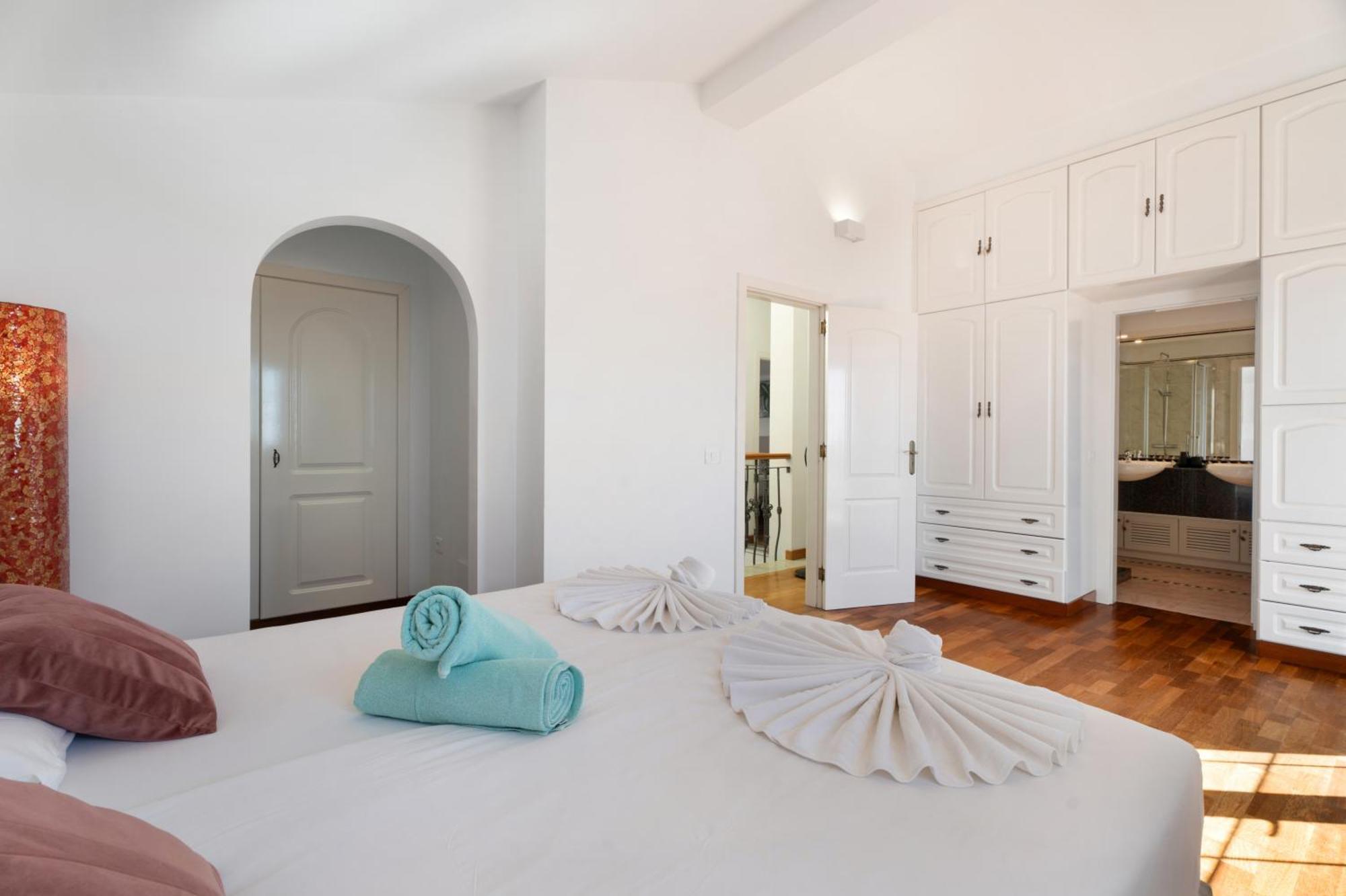 Villa Marbella-Private Heated Pool And Breathtaking View Costa Adeje  Bagian luar foto