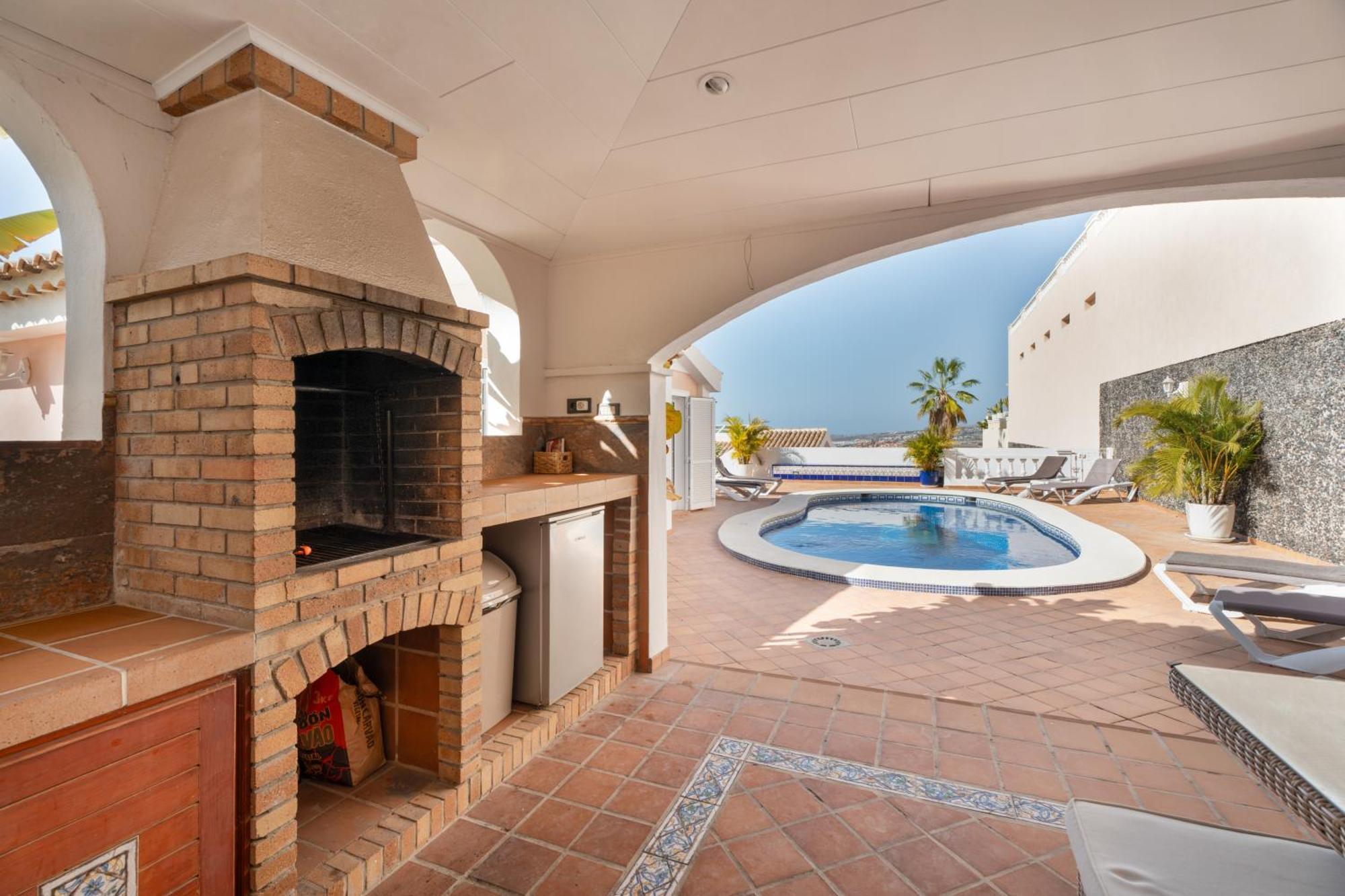 Villa Marbella-Private Heated Pool And Breathtaking View Costa Adeje  Bagian luar foto